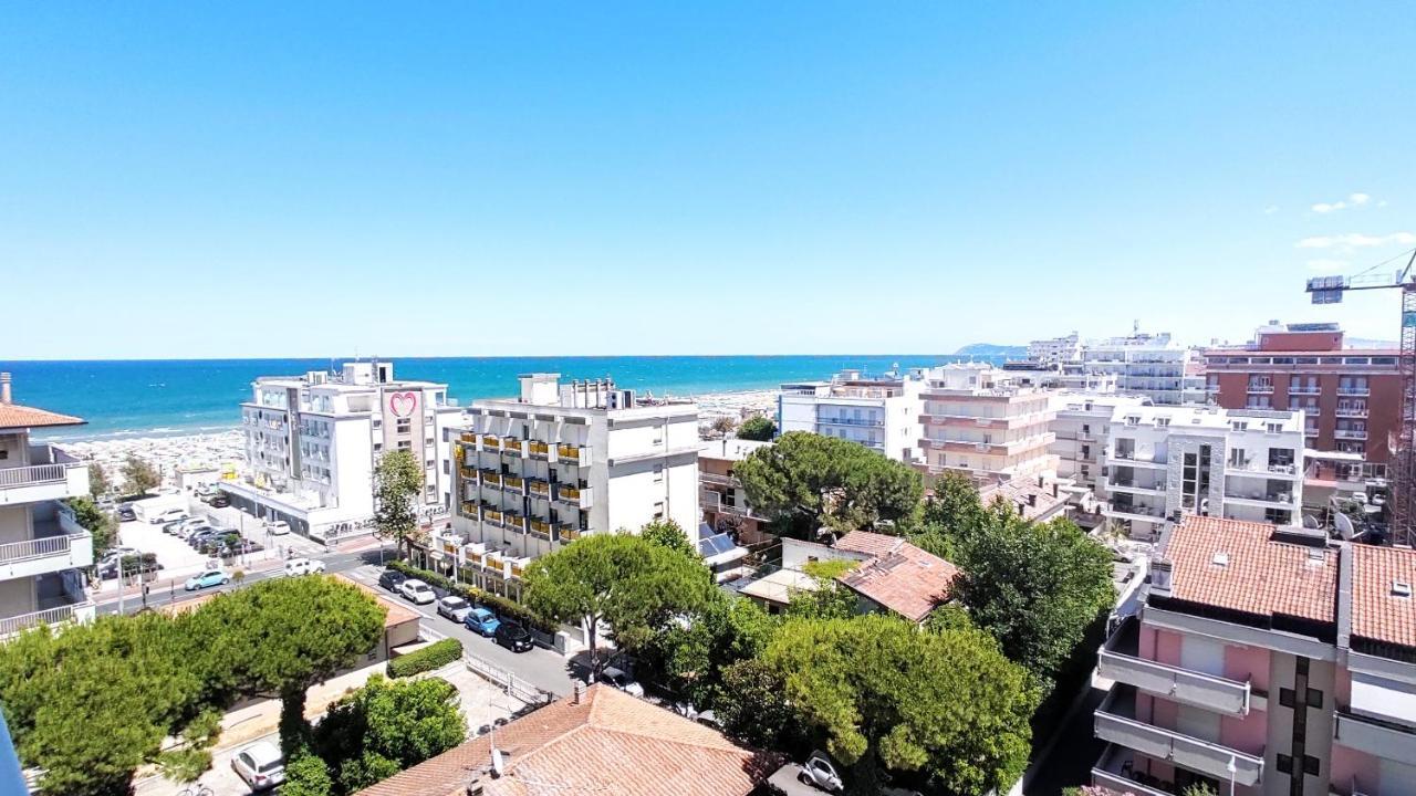 ריצ'יונה Hotel De Amicis מראה חיצוני תמונה