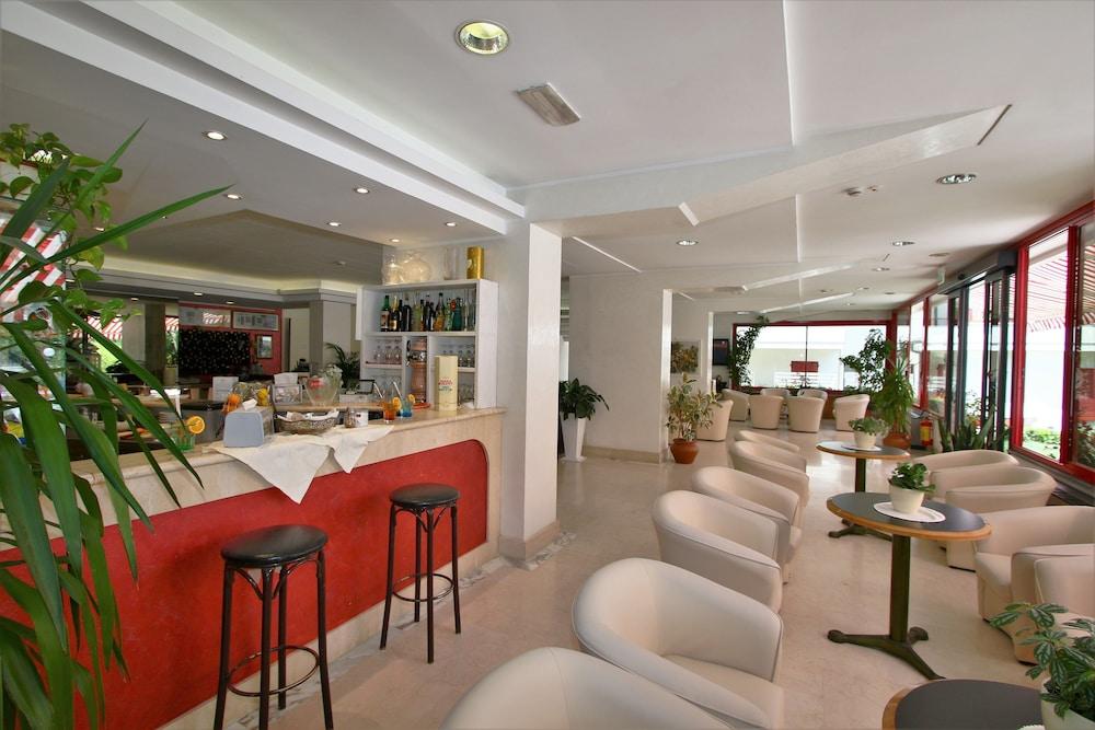 ריצ'יונה Hotel De Amicis מראה חיצוני תמונה