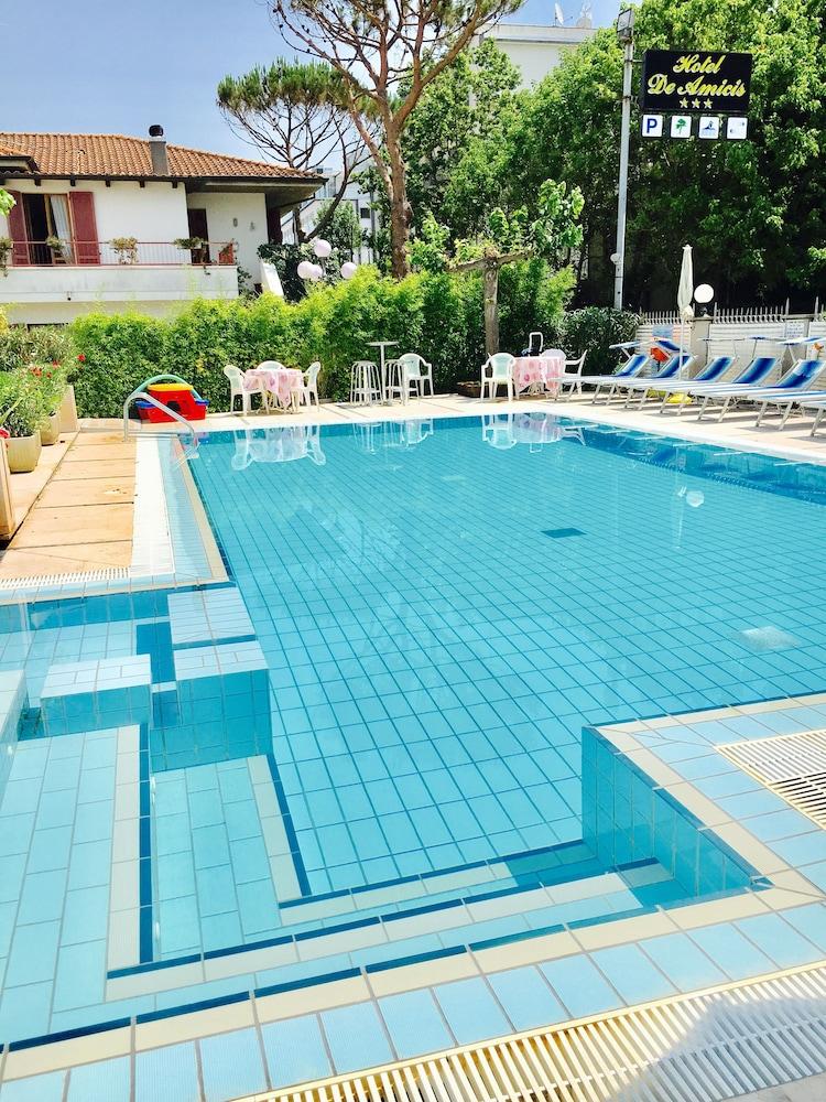 ריצ'יונה Hotel De Amicis מראה חיצוני תמונה