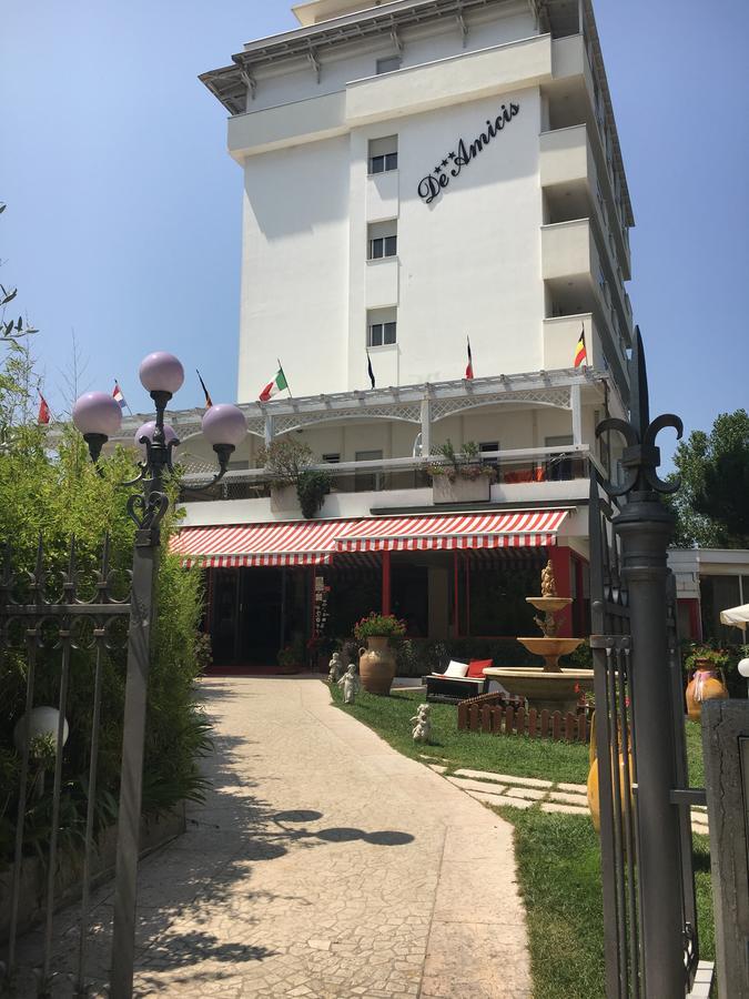 ריצ'יונה Hotel De Amicis מראה חיצוני תמונה