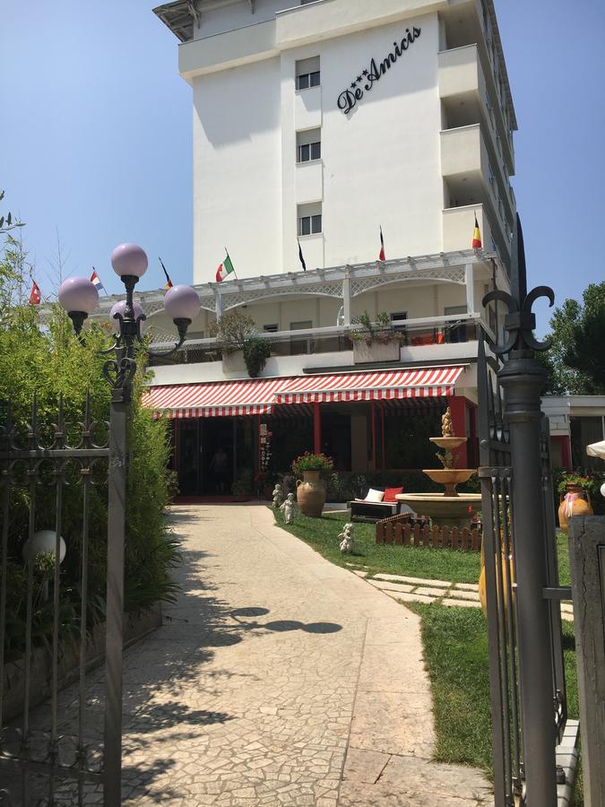 ריצ'יונה Hotel De Amicis מראה חיצוני תמונה